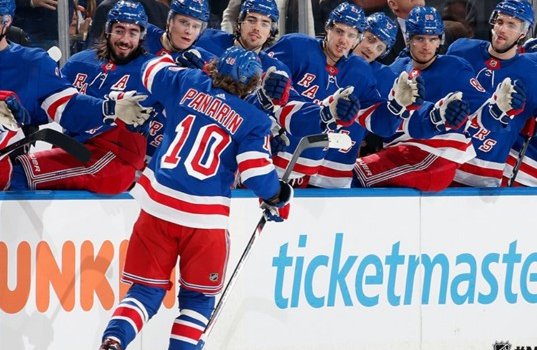 Панарин «переплюнул» самого Гретцки, побив его рекорд (Видео)