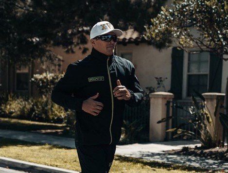 Усик - Чисора: бой состоится, но в мае