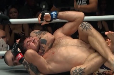 Гафурова задушили на турнире в Индонезии (ONE)