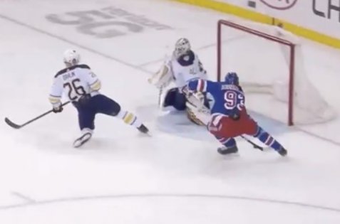 Панарин отдал шикарный голевой пас - забил бы любой (Видео)