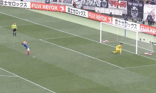 В Японии два сильнейших клуба не забили 9 пенальти подряд (Видео)