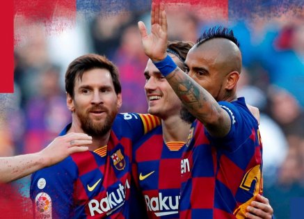 Покер Месси позволил Барселоне разгромить Эйбар: голы, видеообзор матча