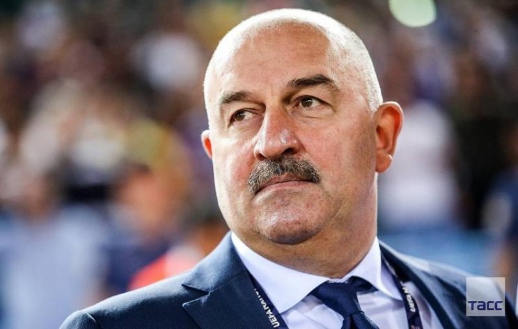 Черчесов официально продлил контракт со сборной России (до декабря 2022 года)