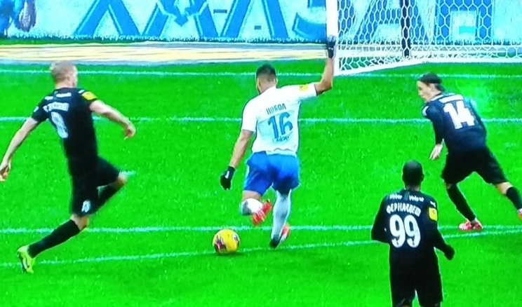 «Краснодар» проиграл «Сочи» - отрыв до «Зенита» уже 9 очков (голы, обзор матча)