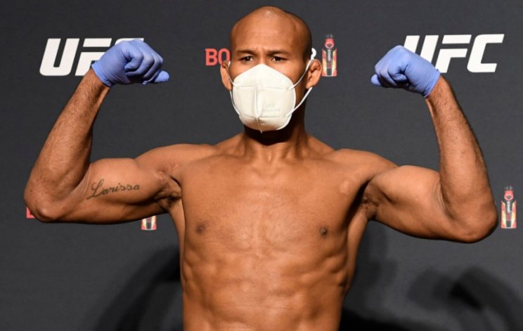 У одного из участников UFC 249 обнаружили коронавирус