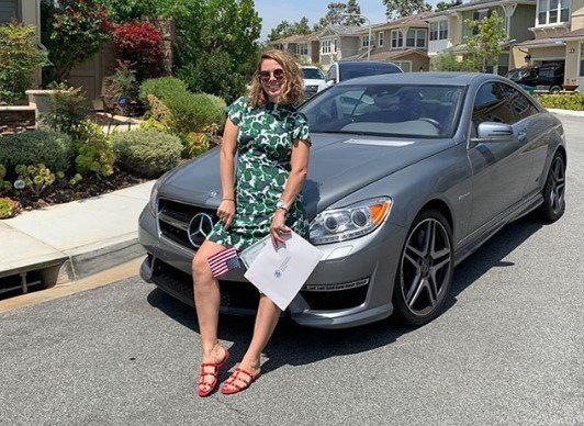 Супруга Сергея Ковалёва похвасталась американским гражданством Супруга Сергея Ковалёва похвасталась американским гражданством