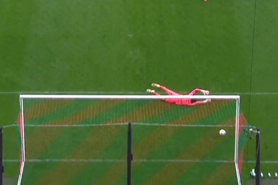 «Локомотив» уступил дома «Ахмату», гости доигрывали в меньшинстве (голы, видео) «Локомотив» уступил дома «Ахмату», гости доигрывали в меньшинстве (голы, видео)