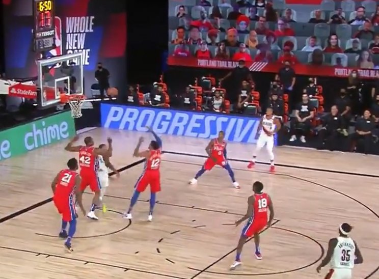 Баскетбольный автогол вошел в нарезку «Shaqtin' a Fool» (Видео) Баскетбольный автогол вошел в нарезку «Shaqtin' a Fool» (Видео)