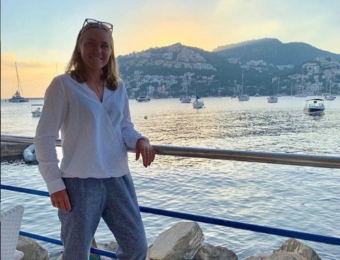 Софья Кенин: фото в купальнике (Инстаграм) Софья Кенин: фото в купальнике (Инстаграм)