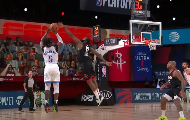 Харден блокшотом на последней секунде вывел «Хьюстон» в 1/4 финала (Видео)