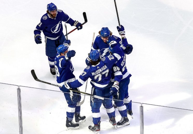 «Тампа» разгромила «Айлендерс», у Кучерова 5 очков (Видео)