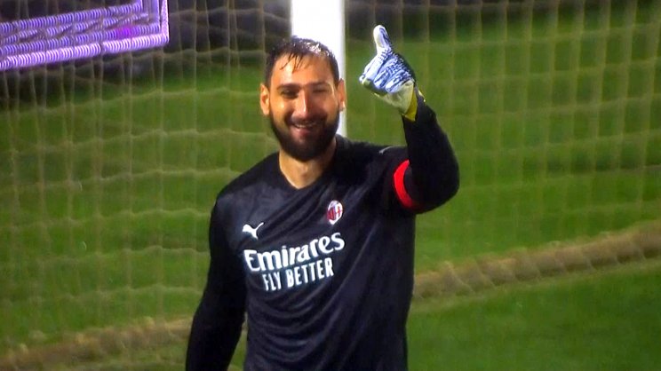 «Милан» вырвал победу у «Риу Аве» в серии пенальти - 24 удара (голы, видео)