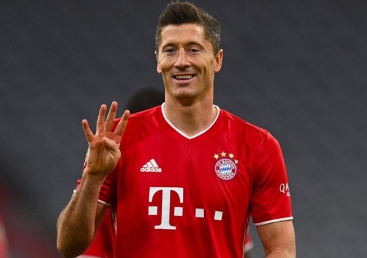 «Покер» Левандовского помог «Баварии» дожать «Герту» (голы, видео)