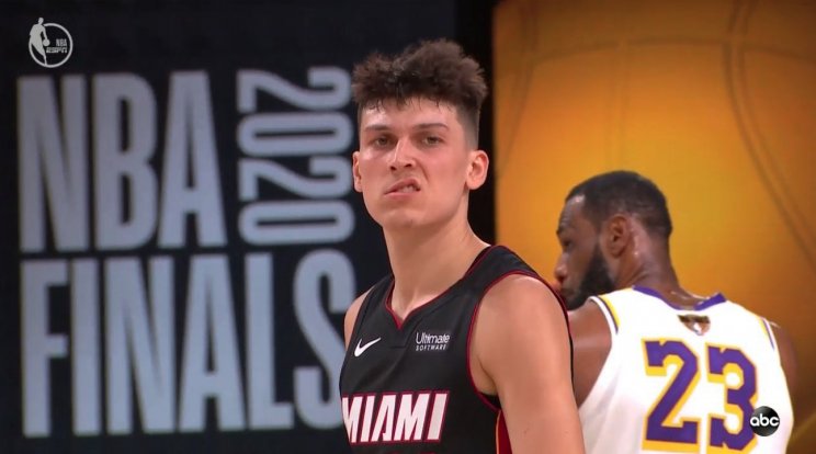 «Майами» без двух лидеров победили «Лейкерс», счет в серии 1-2 (обзор матча)