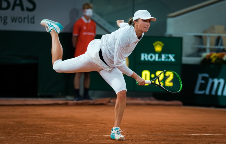Святек разгромила Подорошку и вышла в финал «Ролан Гаррос»