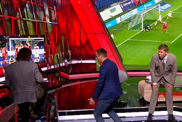 Губерниев, Мостовой и Быстров наглядно разобрали гол в ворота России (Видео)