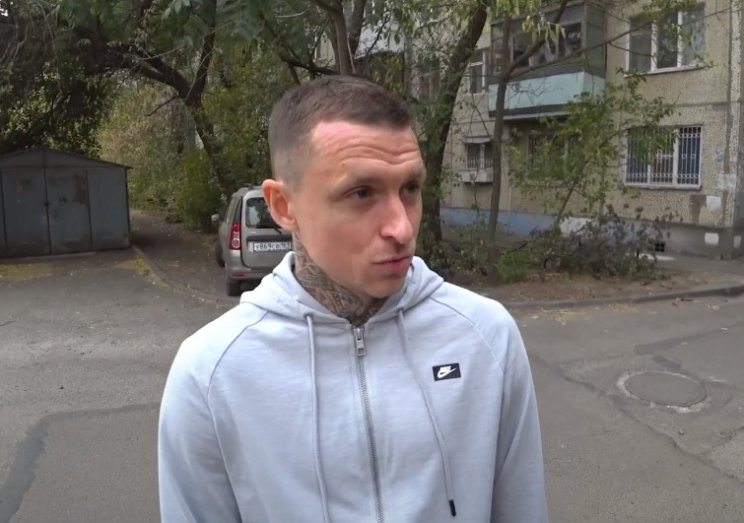 Мамаев: «Слуцкий оштрафовал за желтую карточку, он пустое место для меня» Мамаев: «Слуцкий оштрафовал за желтую карточку, он пустое место для меня»