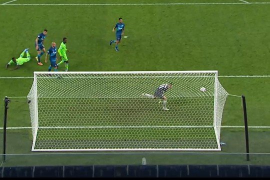 «Зенит» на 82-й минуте упустил победу с «Лацио» (Видео) «Зенит» на 82-й минуте упустил победу с «Лацио» (Видео)