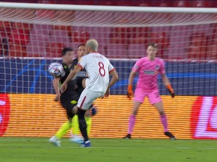 «Краснодар» в большинстве проиграл «Севилье», ведя 0-2 в гостях (голы, видео) «Краснодар» в большинстве проиграл «Севилье», ведя 0-2 в гостях (голы, видео)