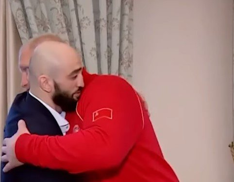 Харитонов и Яндиев пошли на мировую - «все вопросы закрыты» (Видео) Харитонов и Яндиев пошли на мировую - «все вопросы закрыты» (Видео)