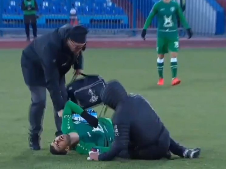 Футболист «Рубина» Йевтич потерял сознание после удара локтем (Видео)