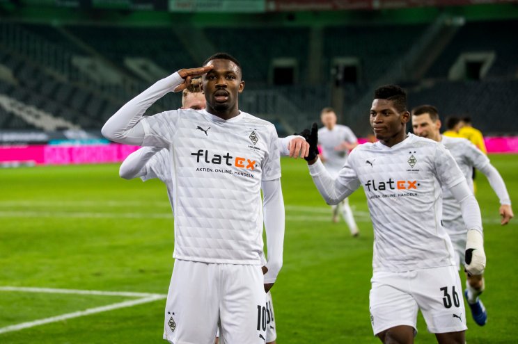 Дубль Холанда за 6 минут не спас «Дортмунд» от поражения в Гладбахе (голы, видео)