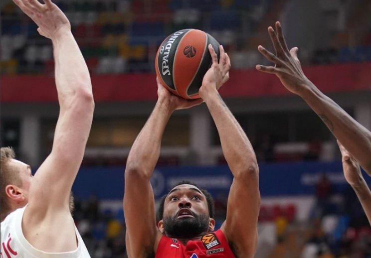 Евролига: ЦСКА без Джеймса проиграл дома «Баварии» (обзор матча)