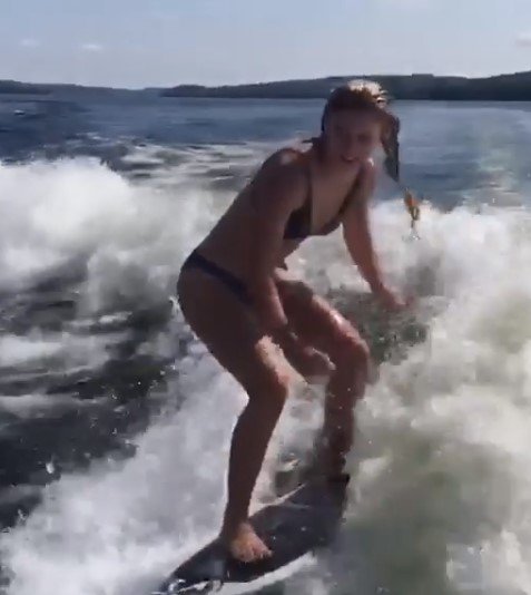 Олимпийская чемпионка Дара Хауэлл: фото в купальнике (Инстаграм) Олимпийская чемпионка Дара Хауэлл: фото в купальнике (Инстаграм)