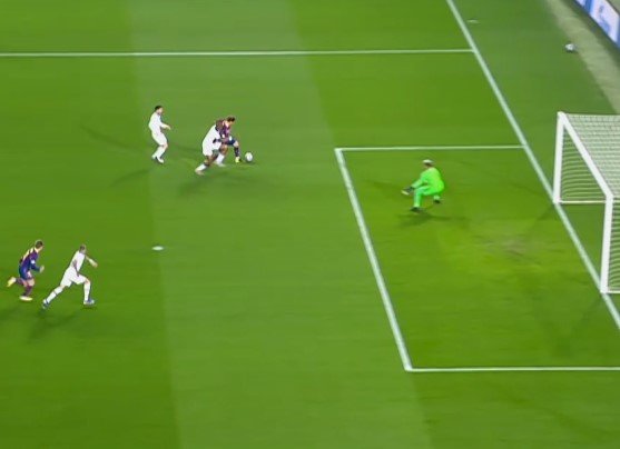 «ПСЖ» разгромил на выезде «Барселону», Мбаппе сделал хет-трик (Голы, видео) «ПСЖ» разгромил на выезде «Барселону», Мбаппе сделал хет-трик (Голы, видео)