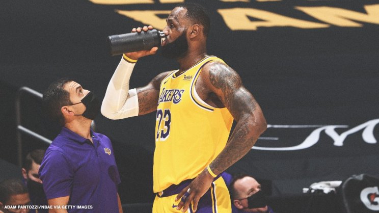 «Лейкерс» сыграл 3 матча подряд с овертаймами и все выиграл (Видео)