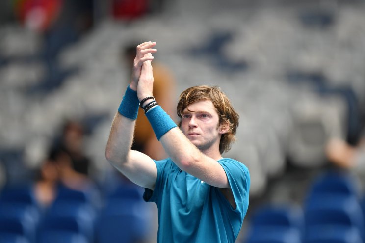 Рублев победил Лопеса и вышел в 4-й круг Австралиан опен