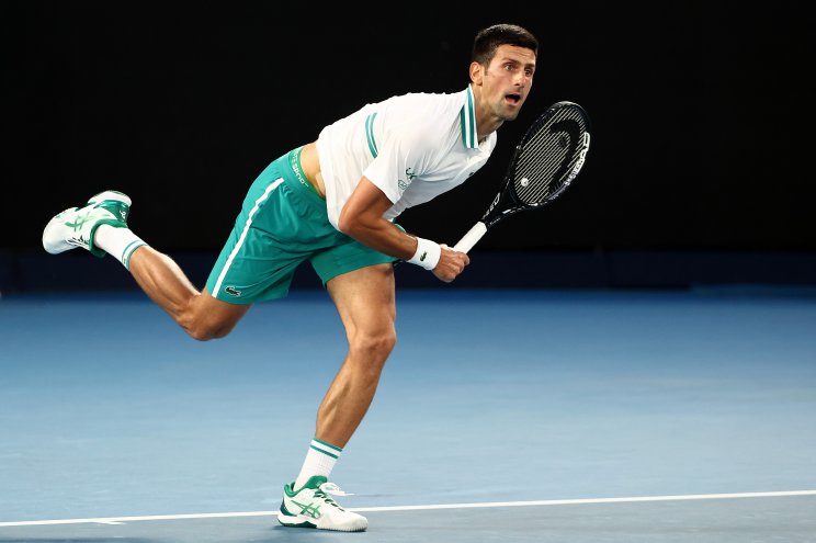 Медведев в 3-х сетах проиграл Джоковичу - 9-й титул серба на Australian open Медведев в 3-х сетах проиграл Джоковичу - 9-й титул серба на Australian open