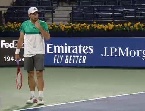 Аслан Карацев выиграл турнир в Дубае, одолев в финале Харриса Аслан Карацев выиграл турнир в Дубае, одолев в финале Харриса