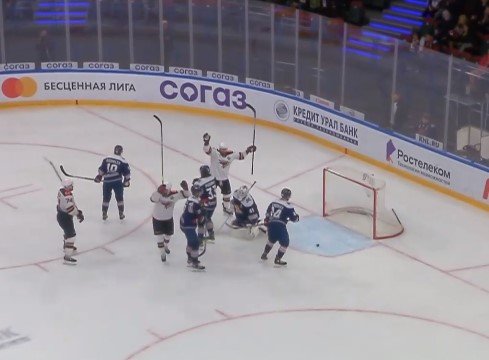 «Авангард» разгромил на выезде «Металлург» и закрыл серию 4-2 (Видео) «Авангард» разгромил на выезде «Металлург» и закрыл серию 4-2 (Видео)
