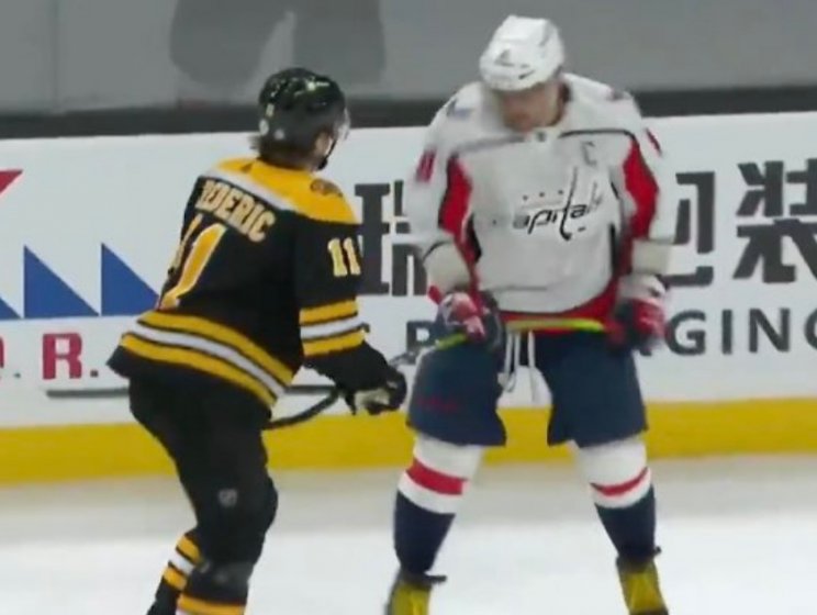 Накажет ли НХЛ Овечкина за удар клюшкой в пах - обзор матча (Видео)