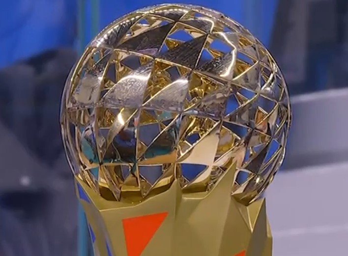 Московское «Динамо» спустя 13 лет выиграло чемпионат России по волейболу Московское «Динамо» спустя 13 лет выиграло чемпионат России по волейболу