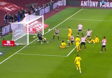 «Барселона» разгромила «Атлетик» и выиграла Кубок Испании (голы, видео) «Барселона» разгромила «Атлетик» и выиграла Кубок Испании (голы, видео)