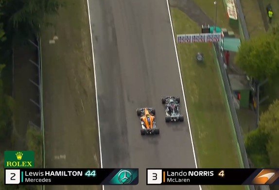 Ферстаппен выиграл Гран-при Эмилии-Романьи, Хэмилтон - второй Ферстаппен выиграл Гран-при Эмилии-Романьи, Хэмилтон - второй