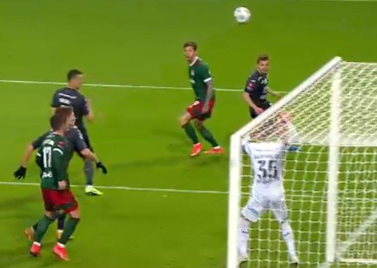 «Локомотив» разгромил ЦСКА и вышел в финал Кубка России «Локомотив» разгромил ЦСКА и вышел в финал Кубка России