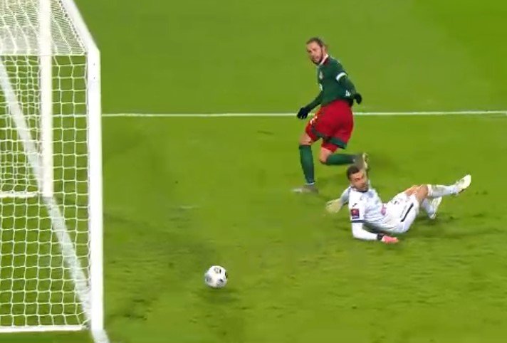 «Локомотив» разгромил ЦСКА и вышел в финал Кубка России «Локомотив» разгромил ЦСКА и вышел в финал Кубка России