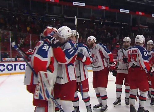 ЦСКА одержал волевую победу над «Авангардом», 2-1 в серии (Видео) ЦСКА одержал волевую победу над «Авангардом», 2-1 в серии (Видео)