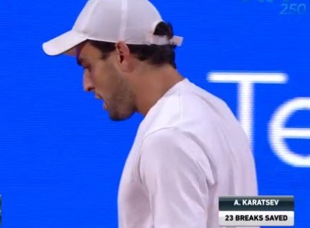 Карацев сенсационно обыграл Джоковича и вышел в финал турнира в Белграде Карацев сенсационно обыграл Джоковича и вышел в финал турнира в Белграде