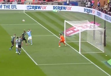 Гол Лапорта принес «Ман Сити» победу в Кубке английской лиги (Видео) Гол Лапорта принес «Ман Сити» победу в Кубке английской лиги (Видео)