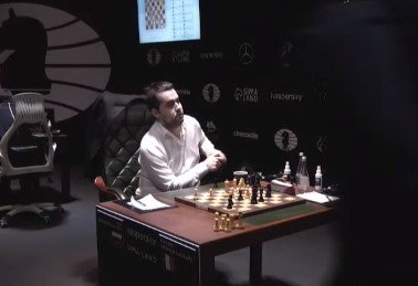 Шахматы: Непомнящий досрочно выиграл турнир претендентов