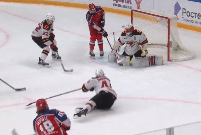 «Авангард» всухую обыграл ЦСКА и повел 3-2 в серии (КХЛ, видео)