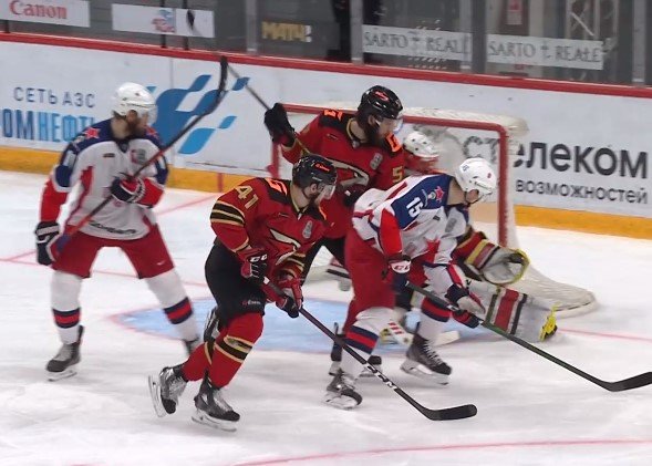 «Авангард» победил ЦСКА и впервые в истории выиграл Кубок Гагарина (Видео) «Авангард» победил ЦСКА и впервые в истории выиграл Кубок Гагарина (Видео)