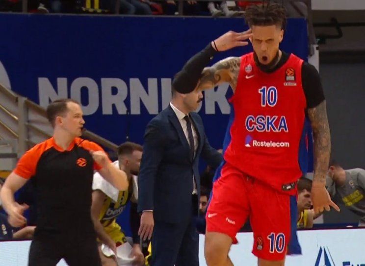 Евролига: ЦСКА выиграл у «Фенербахче» и повел 1-0 в серии (1/4 финала)
