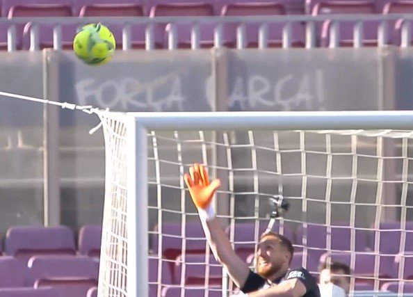 «Барселона» и «Атлетико» сыграли вничью - «Реал» может стать лидером Примеры «Барселона» и «Атлетико» сыграли вничью - «Реал» может стать лидером Примеры