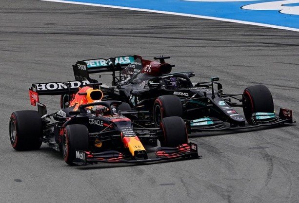 Хэмилтон выиграл Гран-при Испании-2021, Ферстаппен - второй