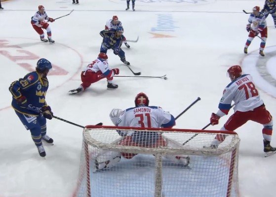Евротур (Чехия): Россия стартовала с волевой победы над Швецией (Видео) Евротур (Чехия): Россия стартовала с волевой победы над Швецией (Видео)